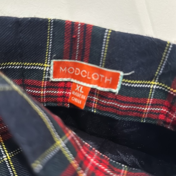 ModCloth plaid skirt XL - Picture 4 of 4